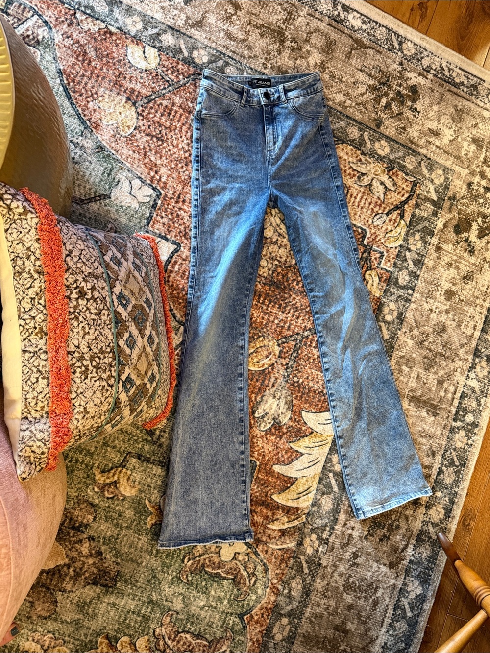 FITJEANS Vintage Wash Flare Jeans in Blue